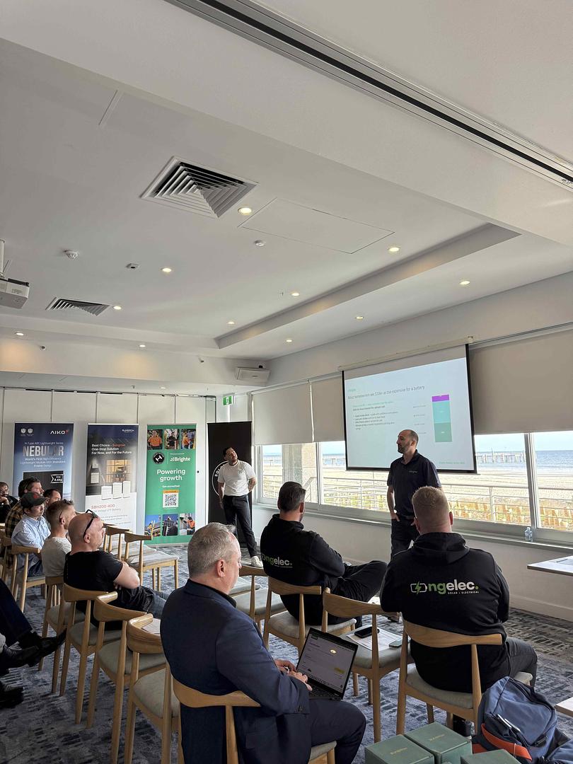 2025 Apr/Oct Roadshow - Photo 42