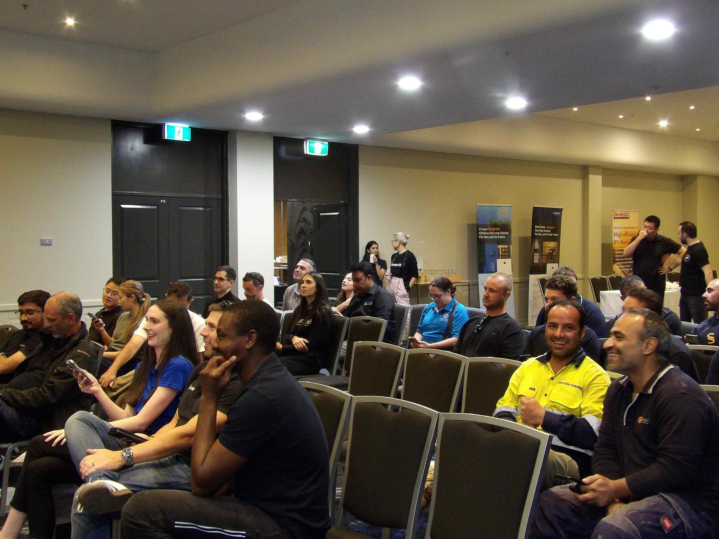 2025 Apr/Oct Roadshow - Photo 118