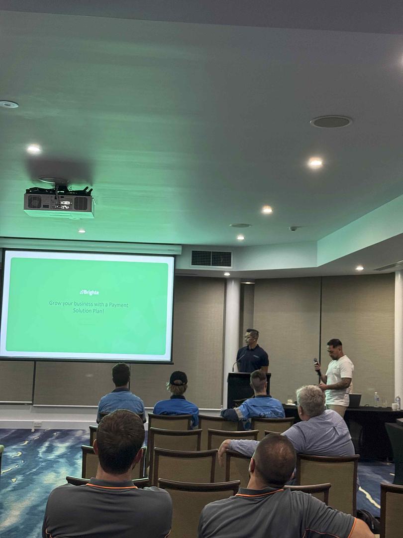 2025 Apr/Oct Roadshow - Photo 133